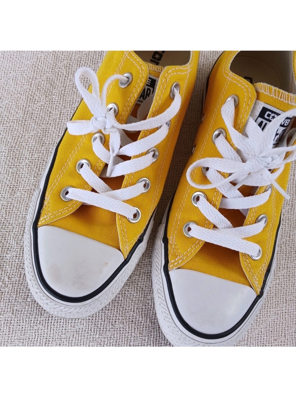 Converse Yellow Low Top Sneakers Womens 6 Mens 4 Mustard - Picture 3 of 6